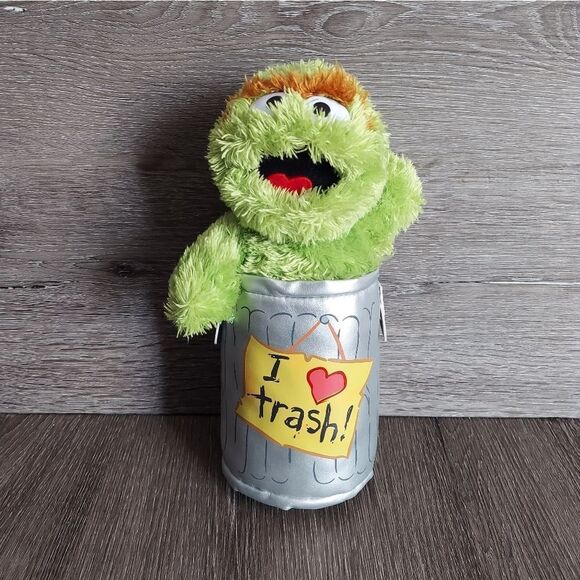 Oscar the Grouch Sesame Street Place I Love Trash Plush Seaworld 9" Busch - Picture 1 of 4